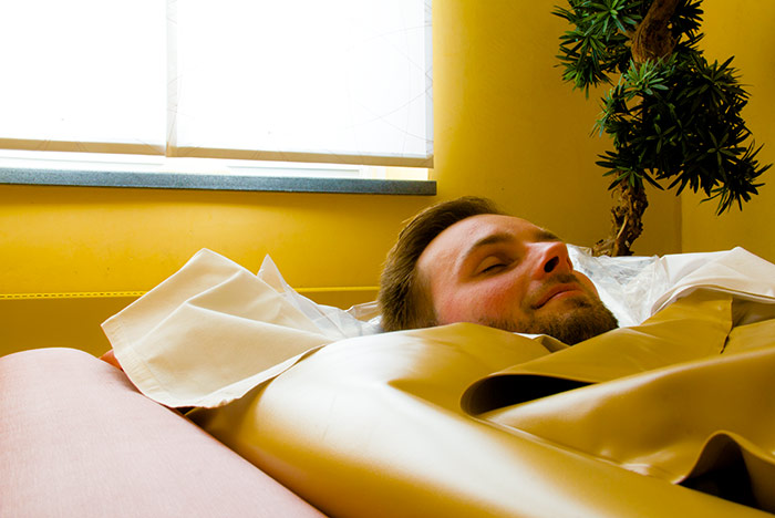 Mann in einer Soft-Pack-Anwendung